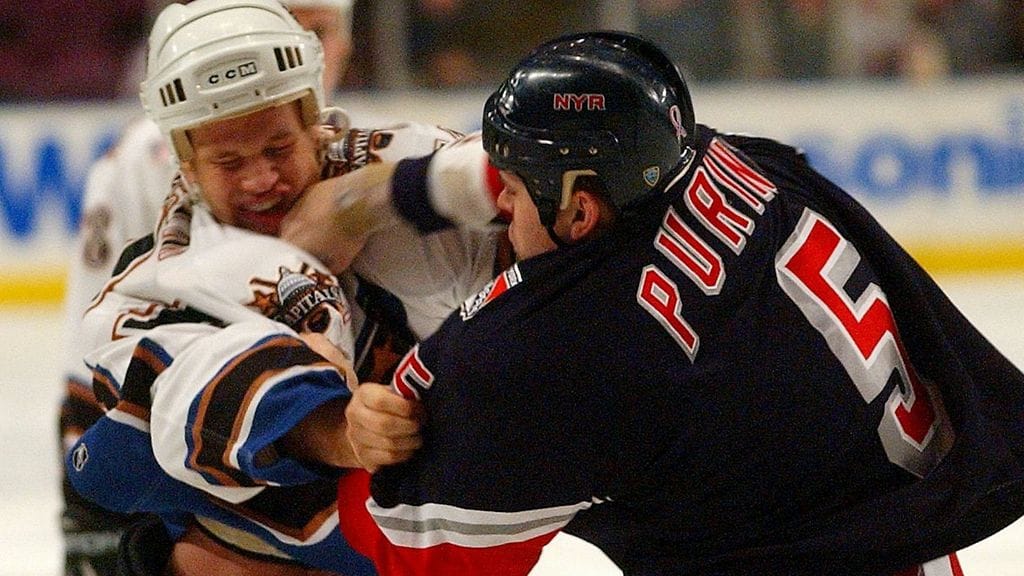 Stephen Peat laittoi kaukalossa elämänsä peliin ja maksaa siitä nyt kovaa hintaa.