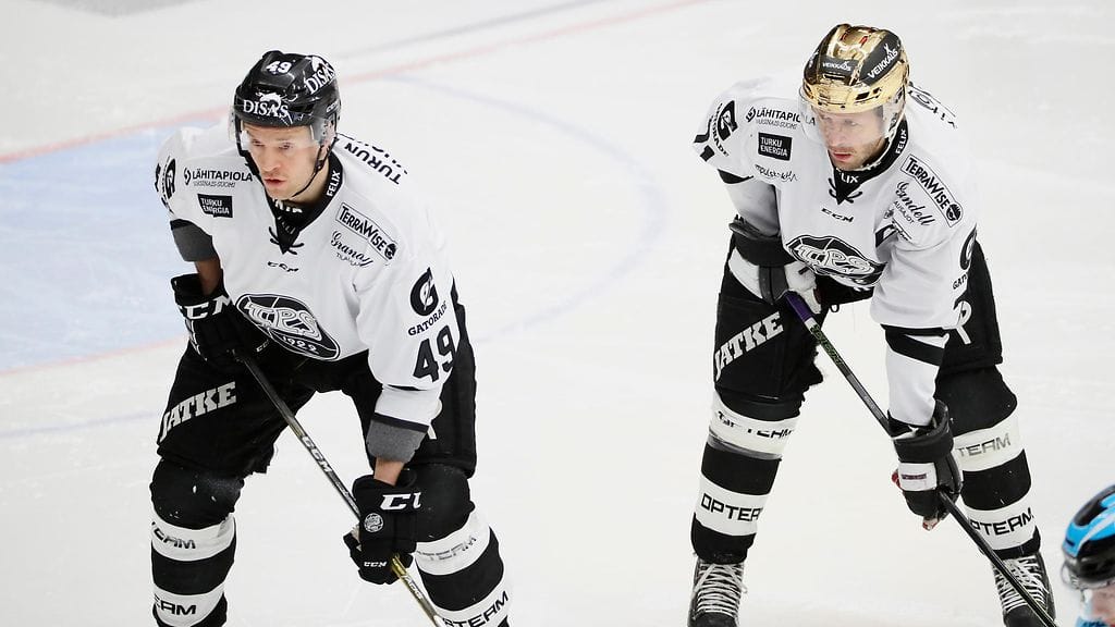 Ilkka Heikkinen ja Tomi Kallio olivat iskussa perjantain kierroksella.