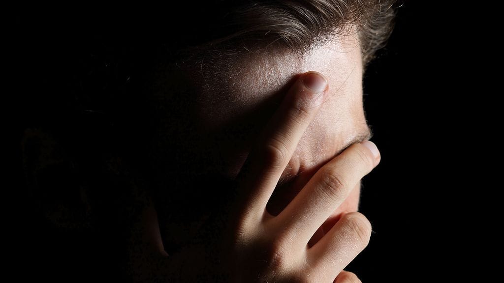 Jos biologisten lääkkeiden toimivuus varmistuu lisätutkimuksissa, migreenikko voisi saada avun kerran kuussa otettavista pistoksista. Kuvituskuva.