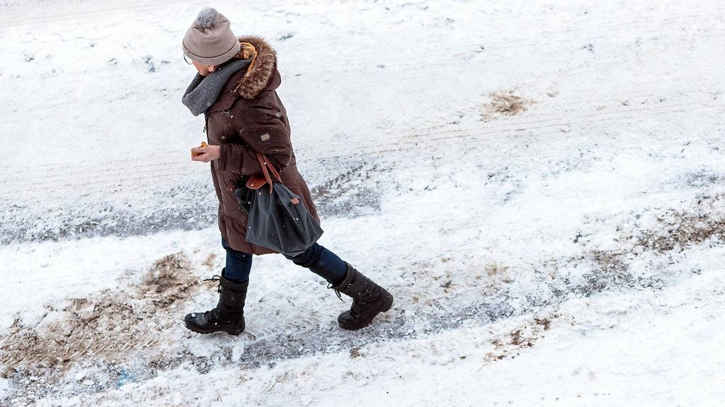 Hidas kävely on yhdistetty aiemminkin suurentuneeseen kuolleisuuteen. Kuvituskuva.