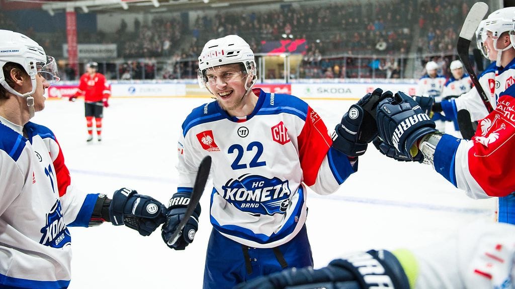 Jan Süss teki ensimmäisessä osaottelussa hattutempun.