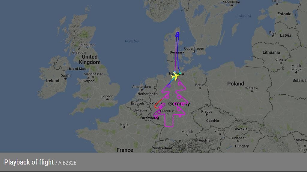 Flightradar24 seuraa lentokoneiden reittejä.