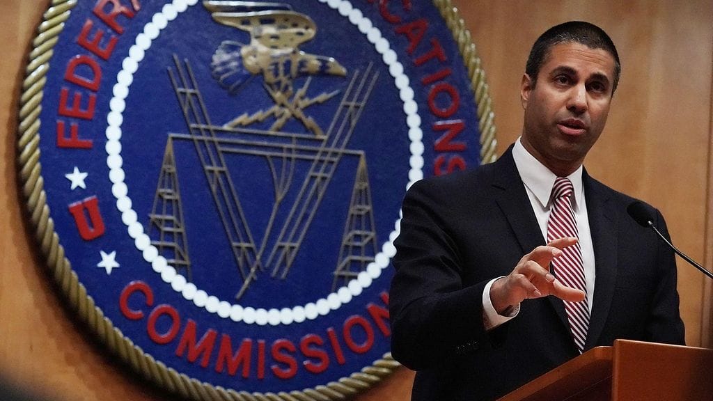 Telehallintoviraston republikaanitaustainen puheenjohtaja Ajit Pai.
