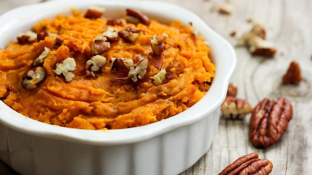 Bataattilaatikko on löytänyt tiensä perinteisten suomalaisten joululaatikoiden rinnalle.