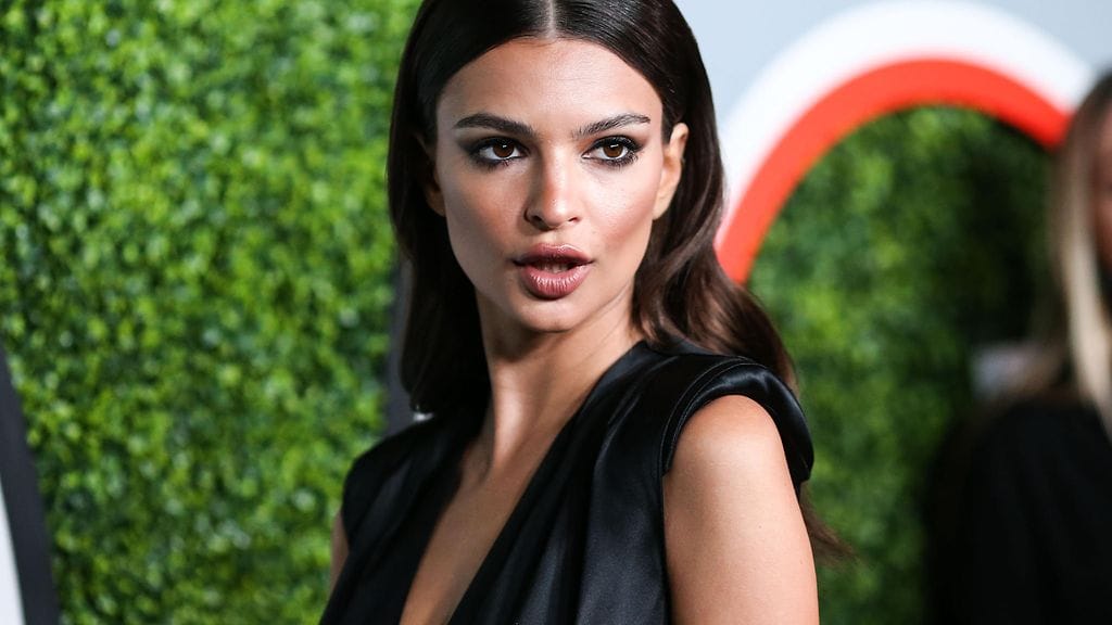 Emily Ratajkowski 7. joulukuuta 2017.