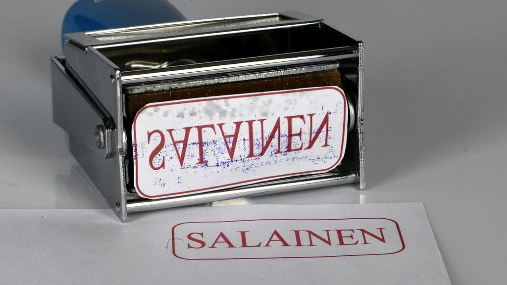 Kuulustelut koskevat epäiltyä turvallisuussalaisuuden paljastamista.