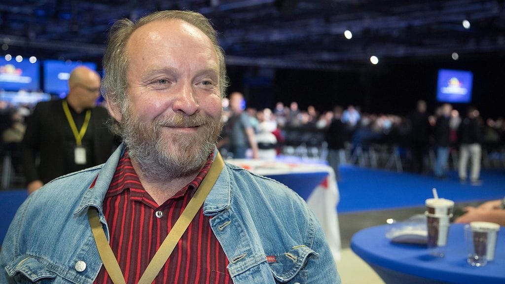 Teuvo Hakkarainen ei suostunut paljastamaan Keskisuomalaiselle, aikooko hän jatkaa kansanedustajana vaalikauden loppuun.