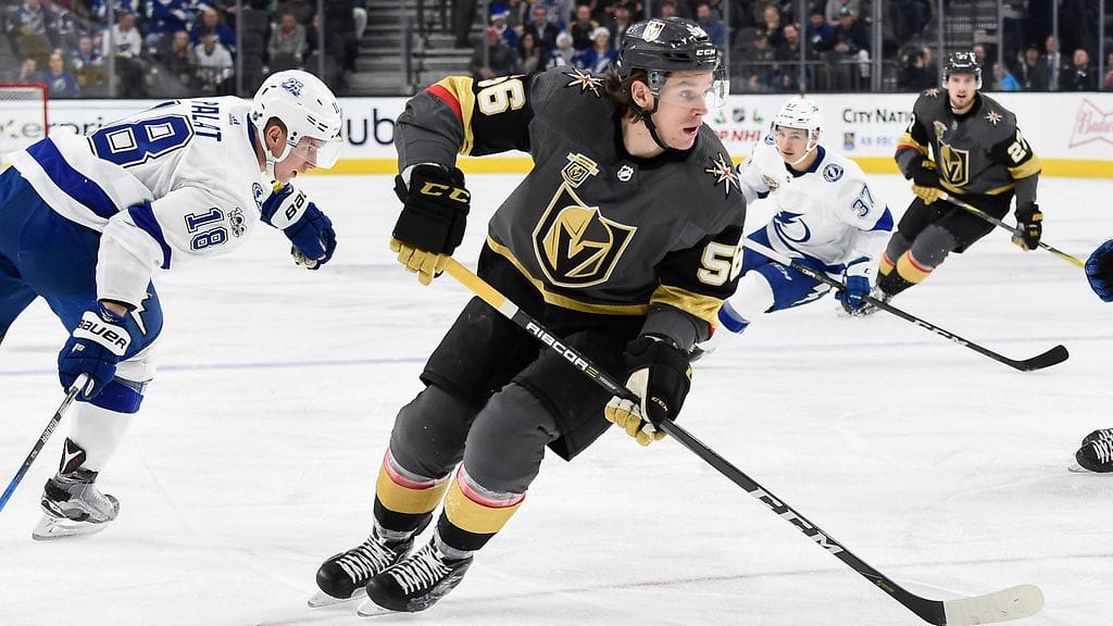 Erik Haula on liekeissä.