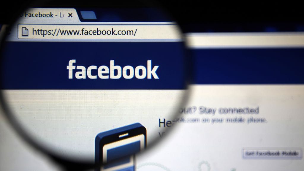 Facebookin käyttäjät pääsevät arvioimaan uutislähteitä ensi viikosta alkaen.