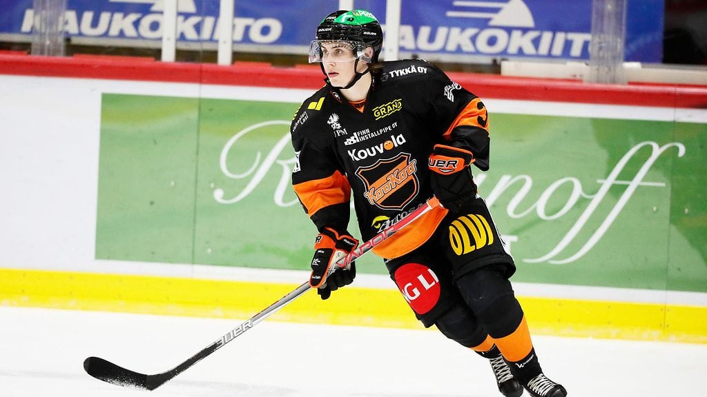 Arttu Pelli solmi kahden vuoden jatkosopimuksen KooKoon kanssa.
