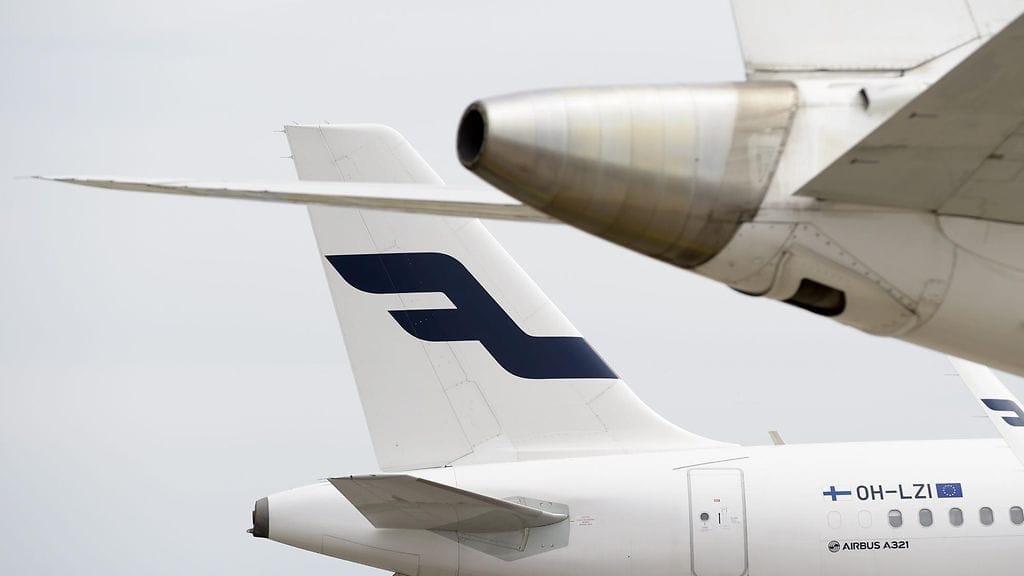 Kuvituskuvassa Finnairin lentokoneita Helsinki-Vantaan lentokentällä.