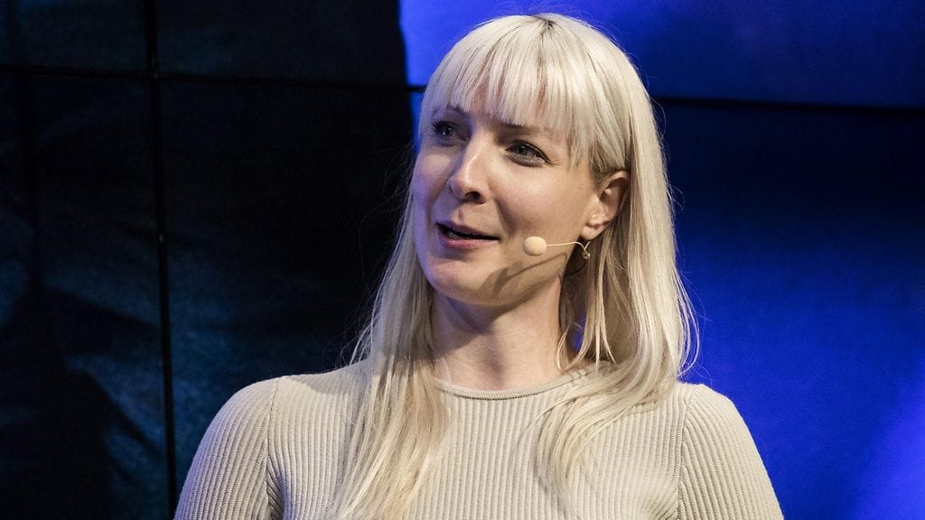 Laura Huhtasaaren on epäilty plagioineen osia gradustaan.