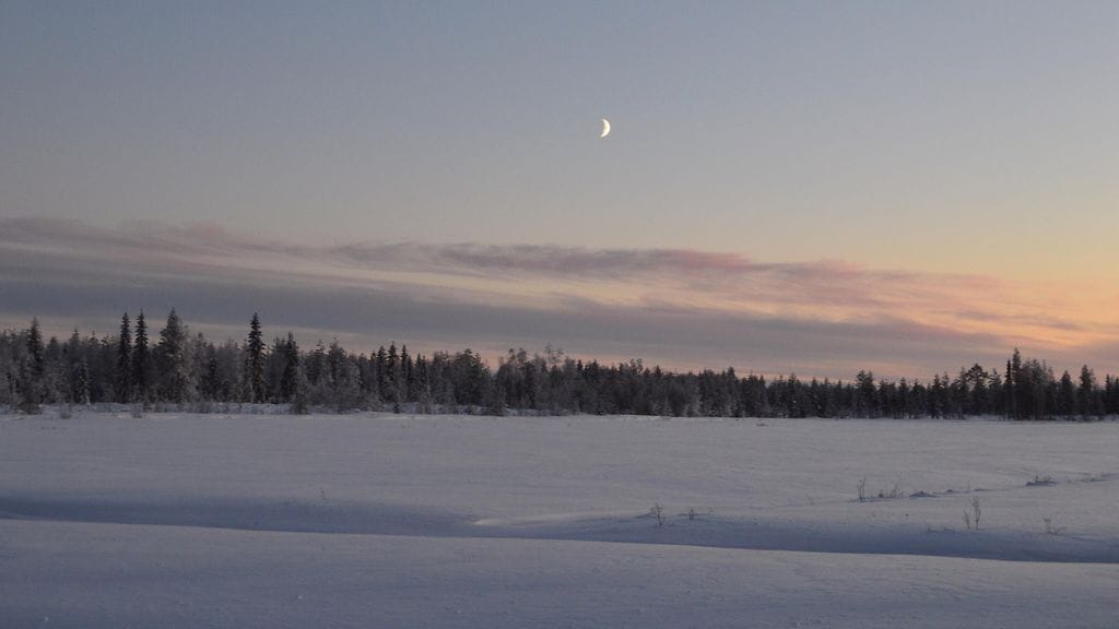 Ylitorniolla Mellajärvellä jouluaattona 2017. Pakkasta 27C. Kuva: Anna-Liisa Palomaa.