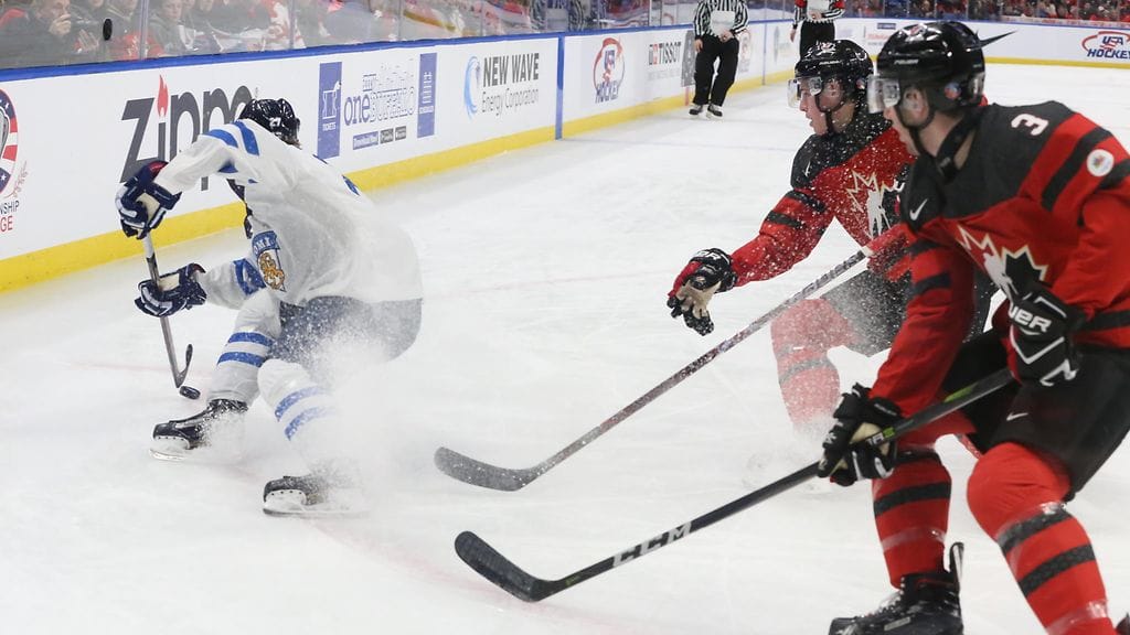 Suomen ja Kanadan välinen ottelu avasi U20-kisat tapaninpäivänä.