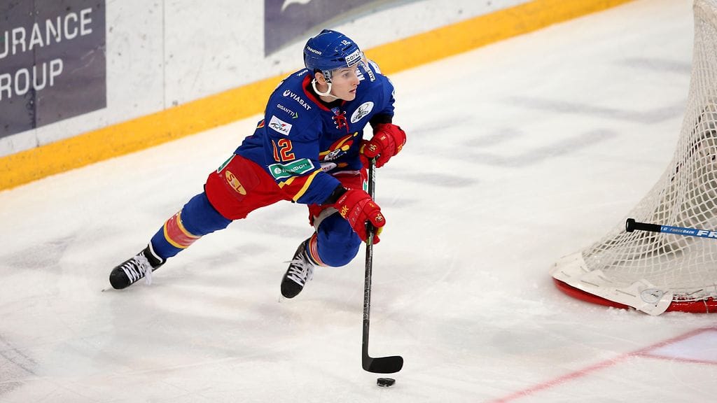 Steve Moses Jokerien paidassa vuonna 2015.