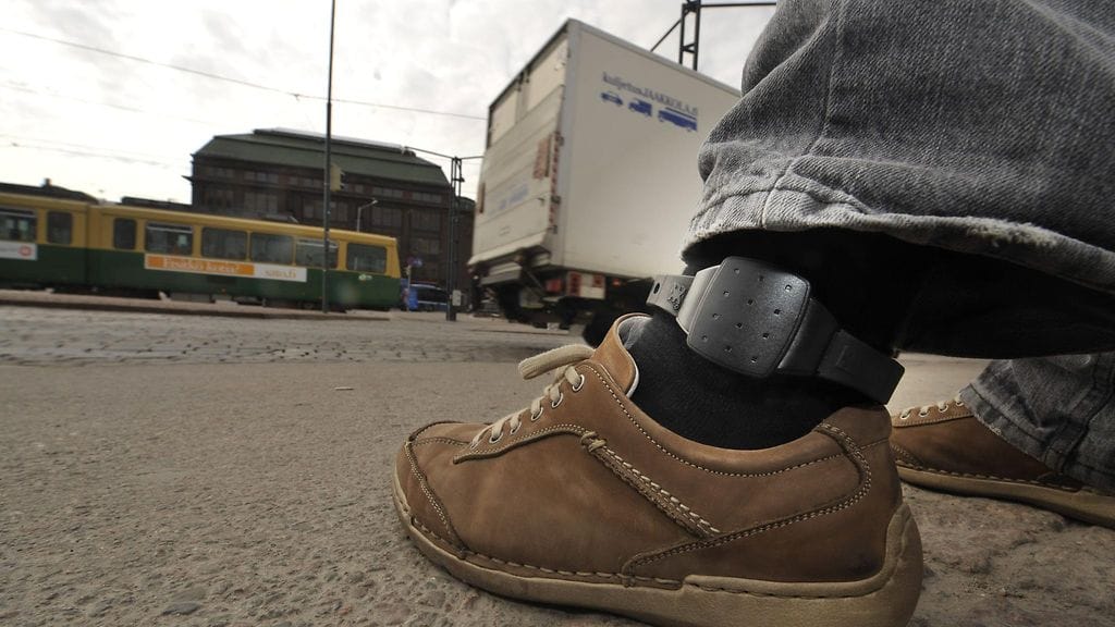 Pantavalvonnalla pyritään sopeuttamaan vapautuvia vankeja yhteiskuntaan ja vähentämään rikoksen uusimisen riskiä.