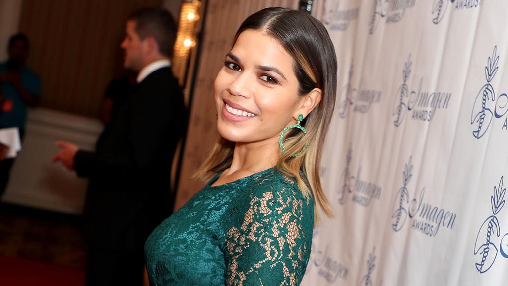 America Ferrera kuvattuna Imagen Awards -gaalassa 18. elokuuta 2017.