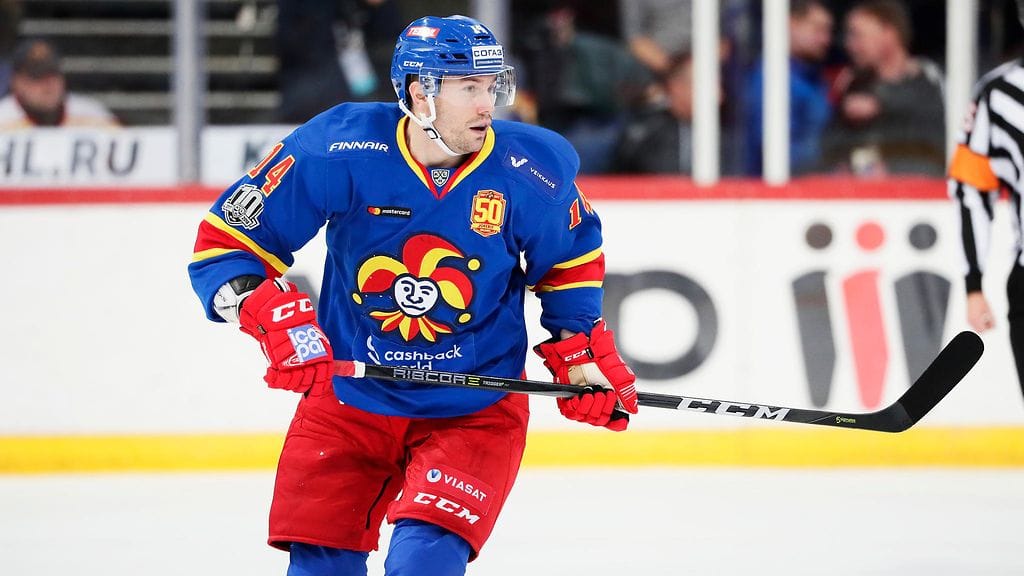 Tomi Mäki pelaa 600. ottelunsa jokeripaidassa.