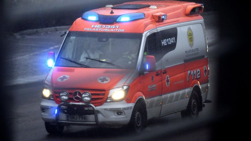 Mereen pudonnut mies ei ollut ehtinyt kylmettyä pahoin.