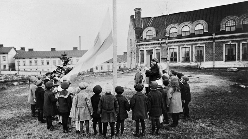 Lipunnosto kansakoulussa