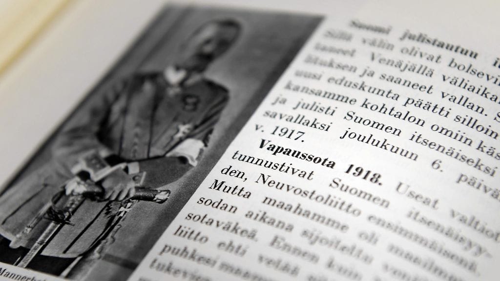 Koulukirjat sisällissota 2