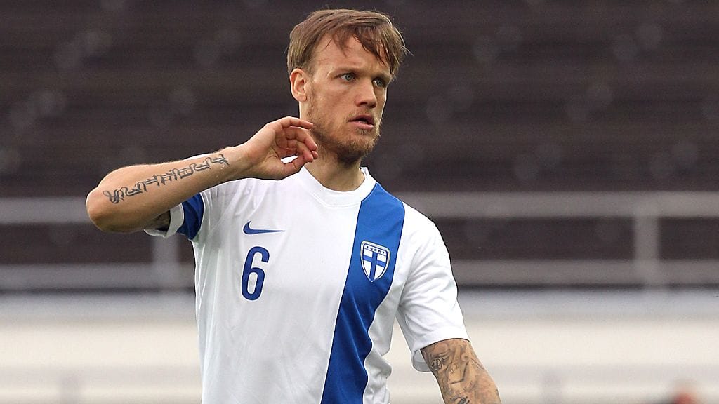 Mika Väyrynen maajoukkuepaidassa toukokuussa 2014.