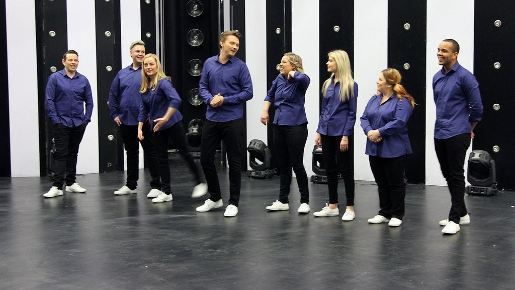 Putous pressitilaisuus 9.1.2018: Timo Lavikainen, Mikko Penttilä, Pilvi Hämäläinen, Roope Salminen, Alina Tomnikov, Kiti Kokkonen, Pihla Penttinen, Ernest Lawson 1