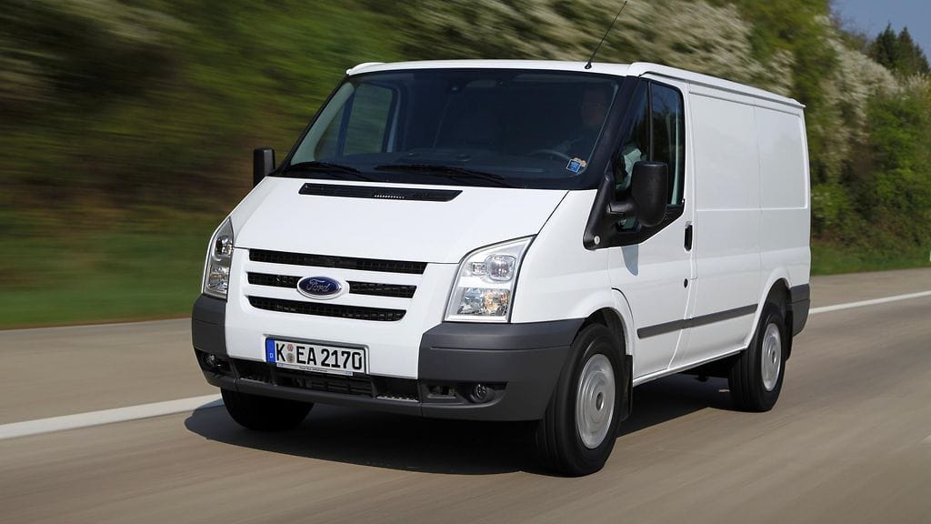 Tämän auton näkeminen saa monen britin veren kiehahtamaan.