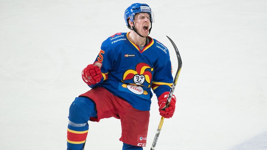 Chay Genoway pelasi Jokereissa edellisen KHL-kauden.