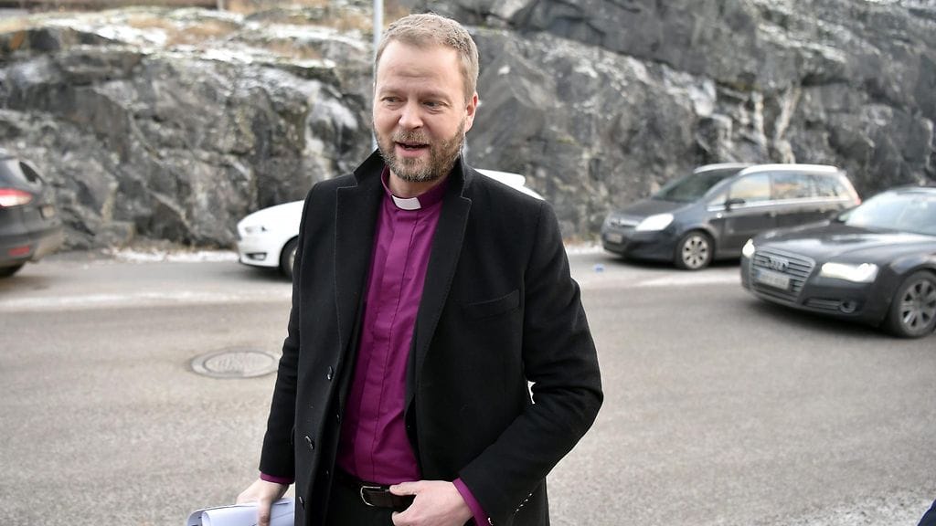 Helsingin piispa Teemu Laajasalo.