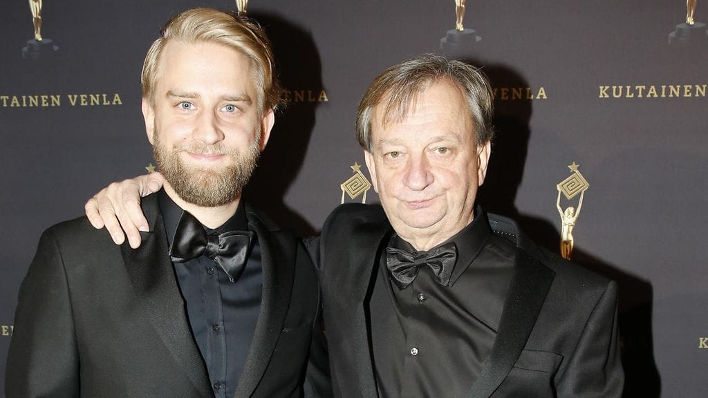 Joel ja Hjallis Harkimo juhlatunnelmissa Kultainen Venla -gaalassa vuonna 2018.