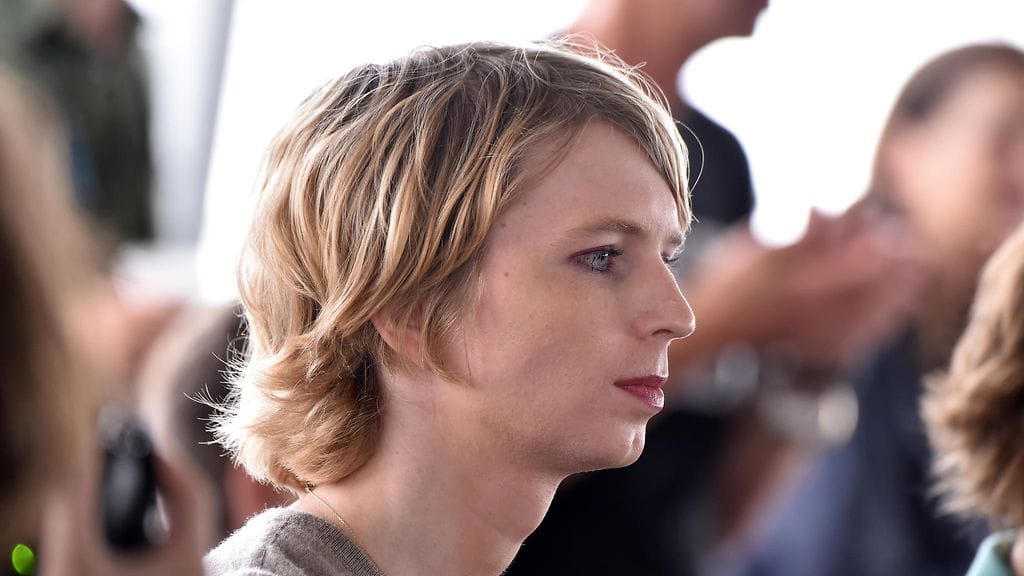Chelsea Manning on ristimänimeltään Bradley Manning, mutta hän korjasi sukupuolensa vankeustuomionsa jälkeen.