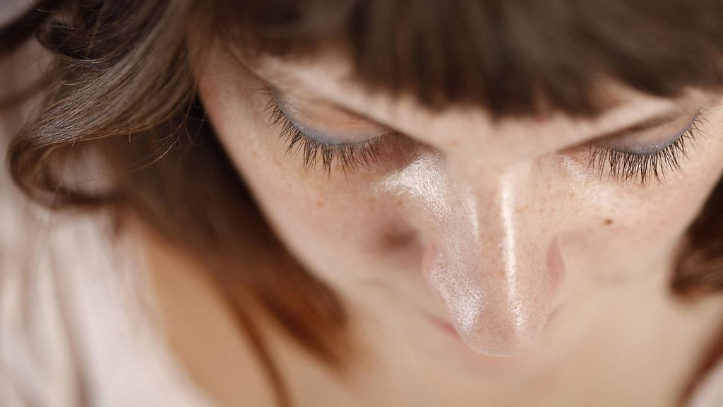 Masentunut ihminen on yleensä jatkuvasti alakuloinen. Kuvituskuva.