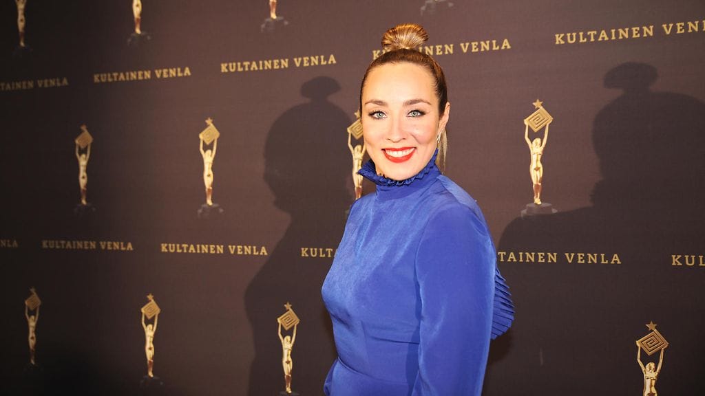 Anni Hautala kommentoi MTV Uutisten haastattelussa Juha Perälän lopettamisesta Aamulypsyssä.