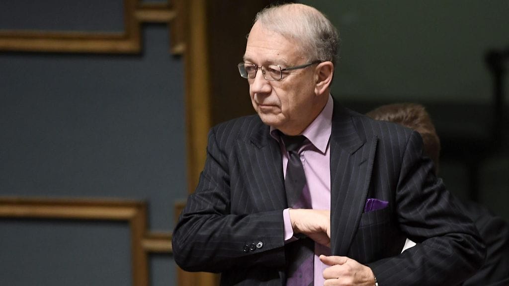 Keskustan Pekka Puska eduskunnan täysistunnossa Helsingissä 19. joulukuuta 2017.