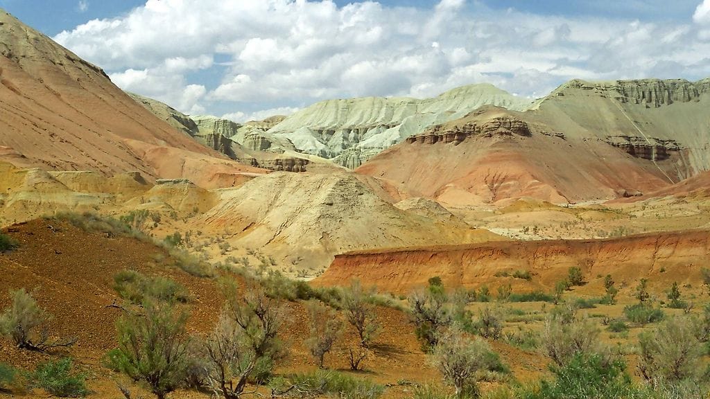 Kuvituskuva Altyn-Emelin kansallispuistosta Kazakstanissa.