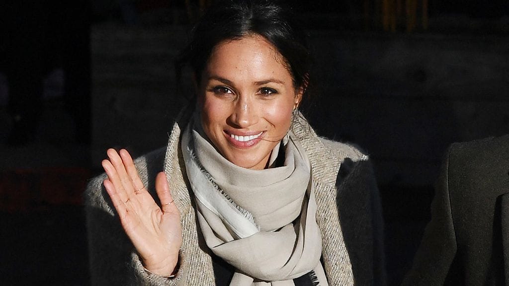 Prinssi William toimitti Meghan Marklelle  hänen ensimmäisen kuninkaallisen lahjansa Suomesta.