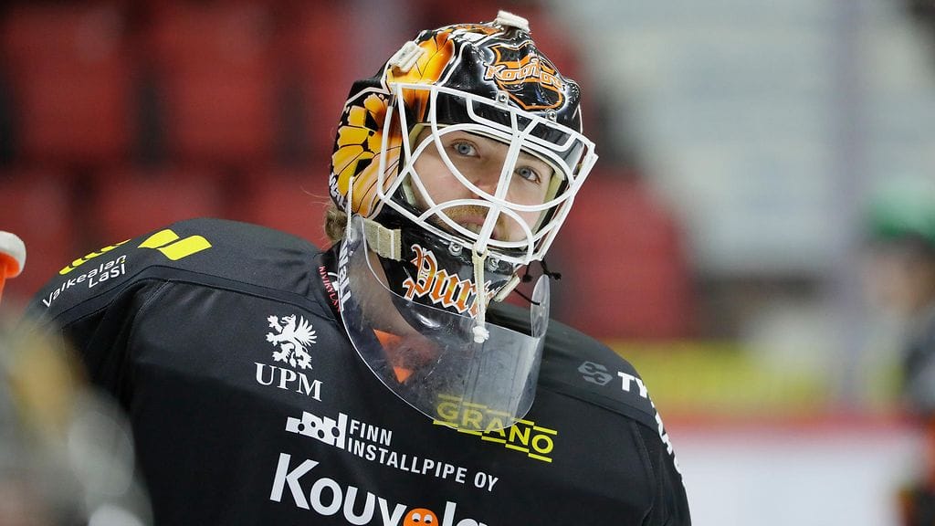 Samu Perhonen torjui KooKoon voittoon Kaakon derbyssä.