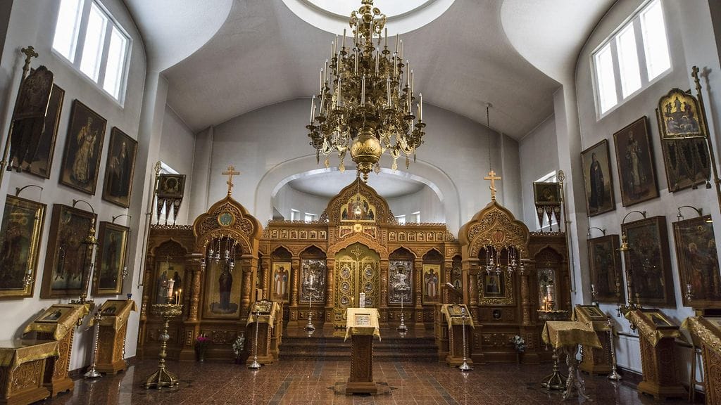 Valamon munkkiluostarin pääkirkon aarteita Heinävedellä 16. tammikuuta 2018.