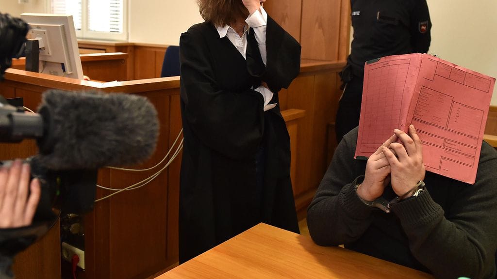 Sairaanhoitaja Niels Högel oikeudenkäynnissä vuonna 2015