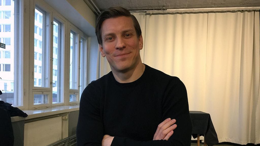 Antti Holma Veljeni vartija -pressitilaisuudessa Helsingin Tennispalatsissa 23. tammikuuta 2018.