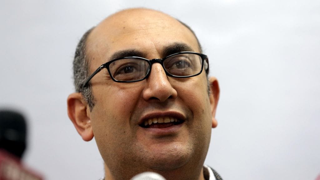 Lakimies Khaled Ali ilmoitti, ettei aio asettautua virallisesti presidenttiehdokkaaksi.