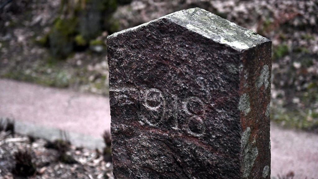 Sota punaisen ja valkoisen Suomen välillä vaati lähes 40 000 henkeä.