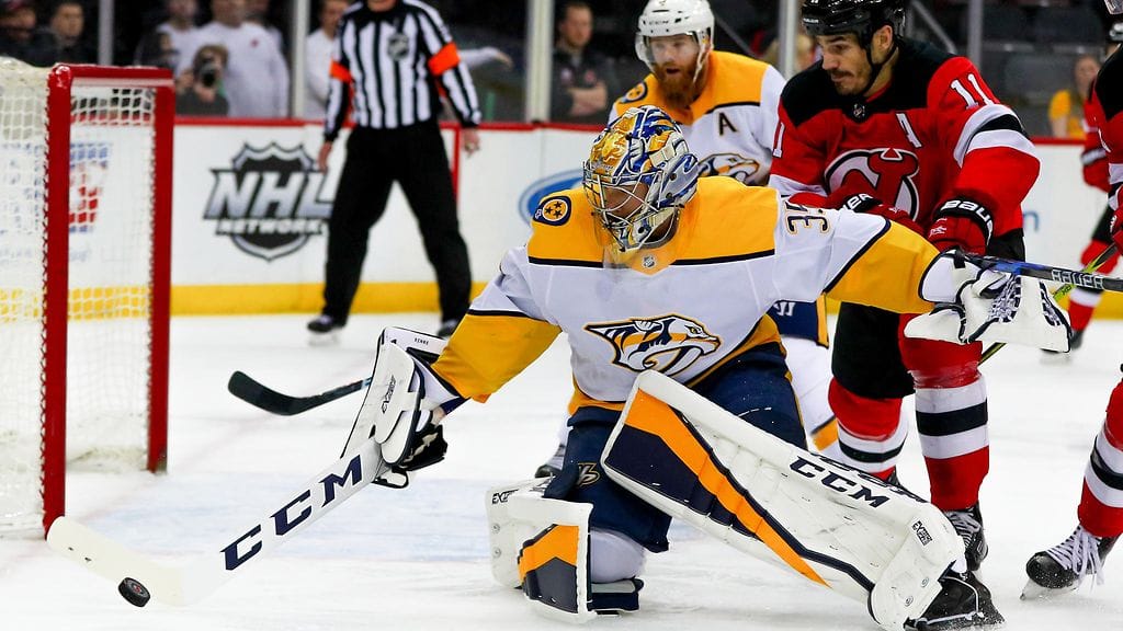 Pekka Rinne torjui Devilsin nurin.