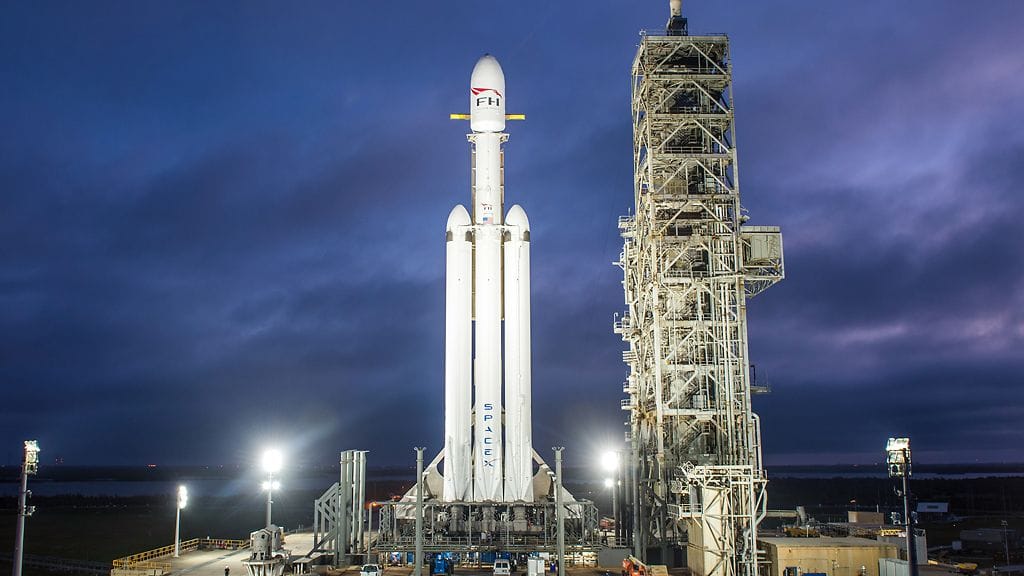 SpaceX:n Falcon Heavy on tällä hetkellä maailman voimakkain raketti.