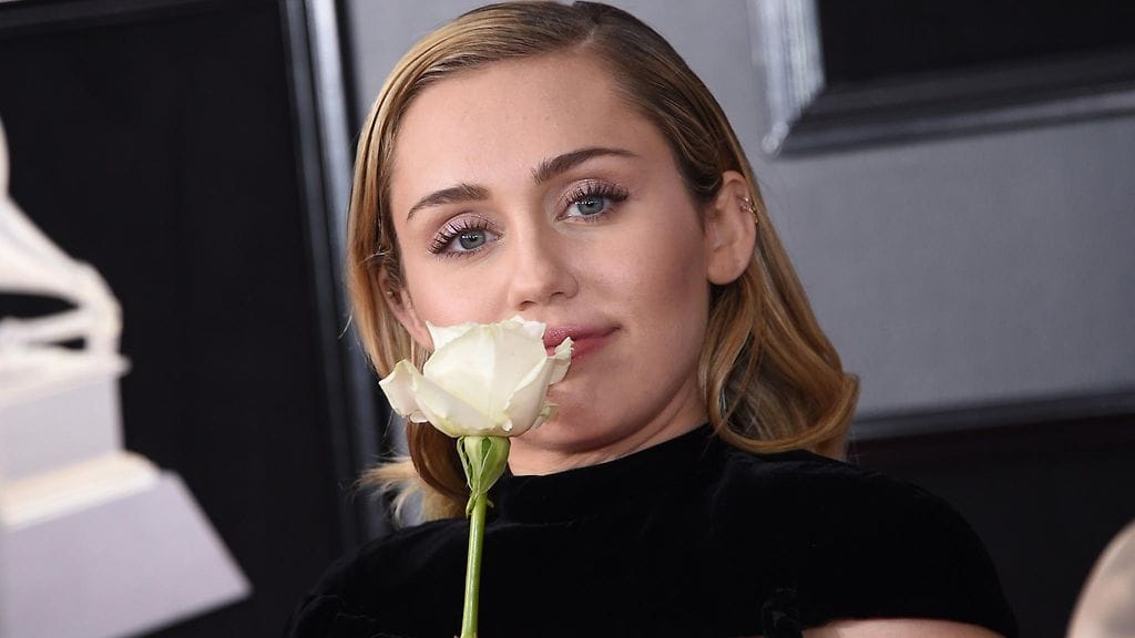 Miley Cyrus Grammy-gaalassa 28.1.2018 2