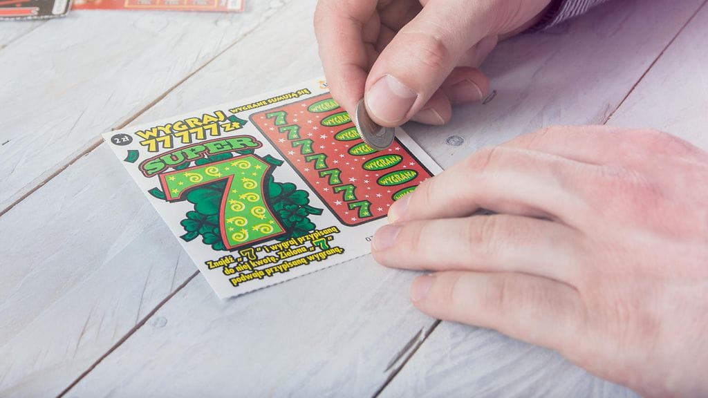 Miljoonan dollarin arpavoittokaan ei pelastanut amerikkalaismiehen henkeä. Kuvituskuva.