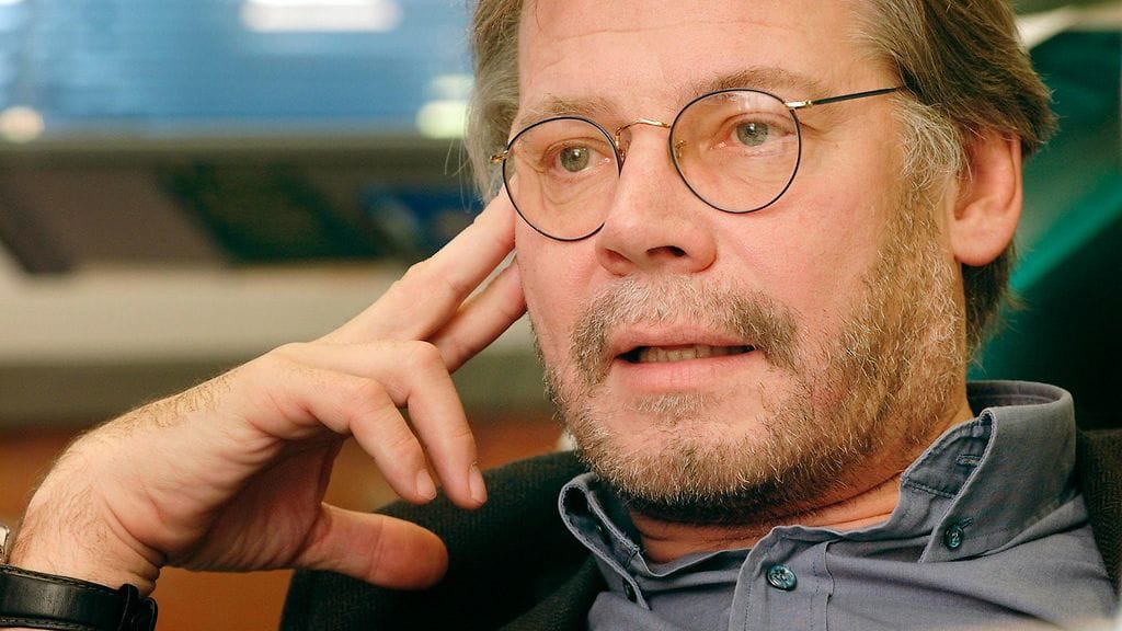 Elokuvaohjaaja Lauri Törhönen vuonna 2001.