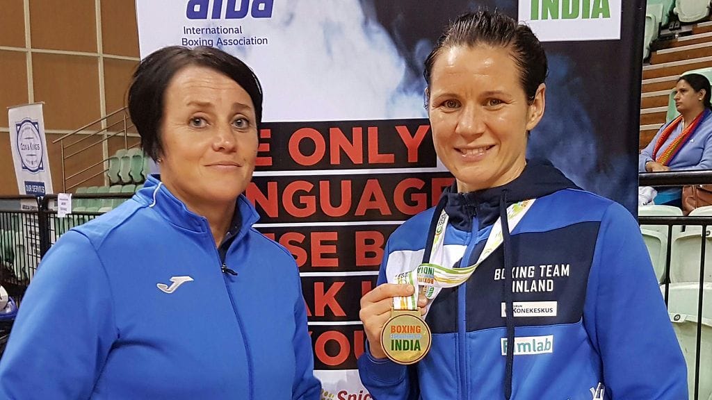 Valmentaja Maarit Teuronen ja Mira Potkonen