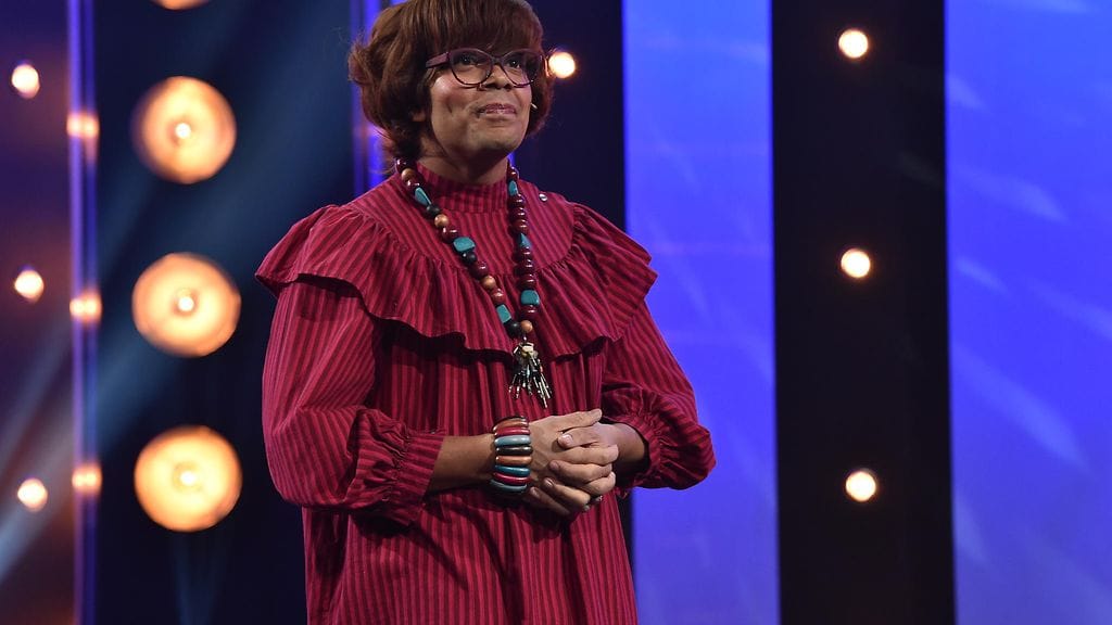 Putous sketsihahmo Ernest Lawson Ansa Kynttilä